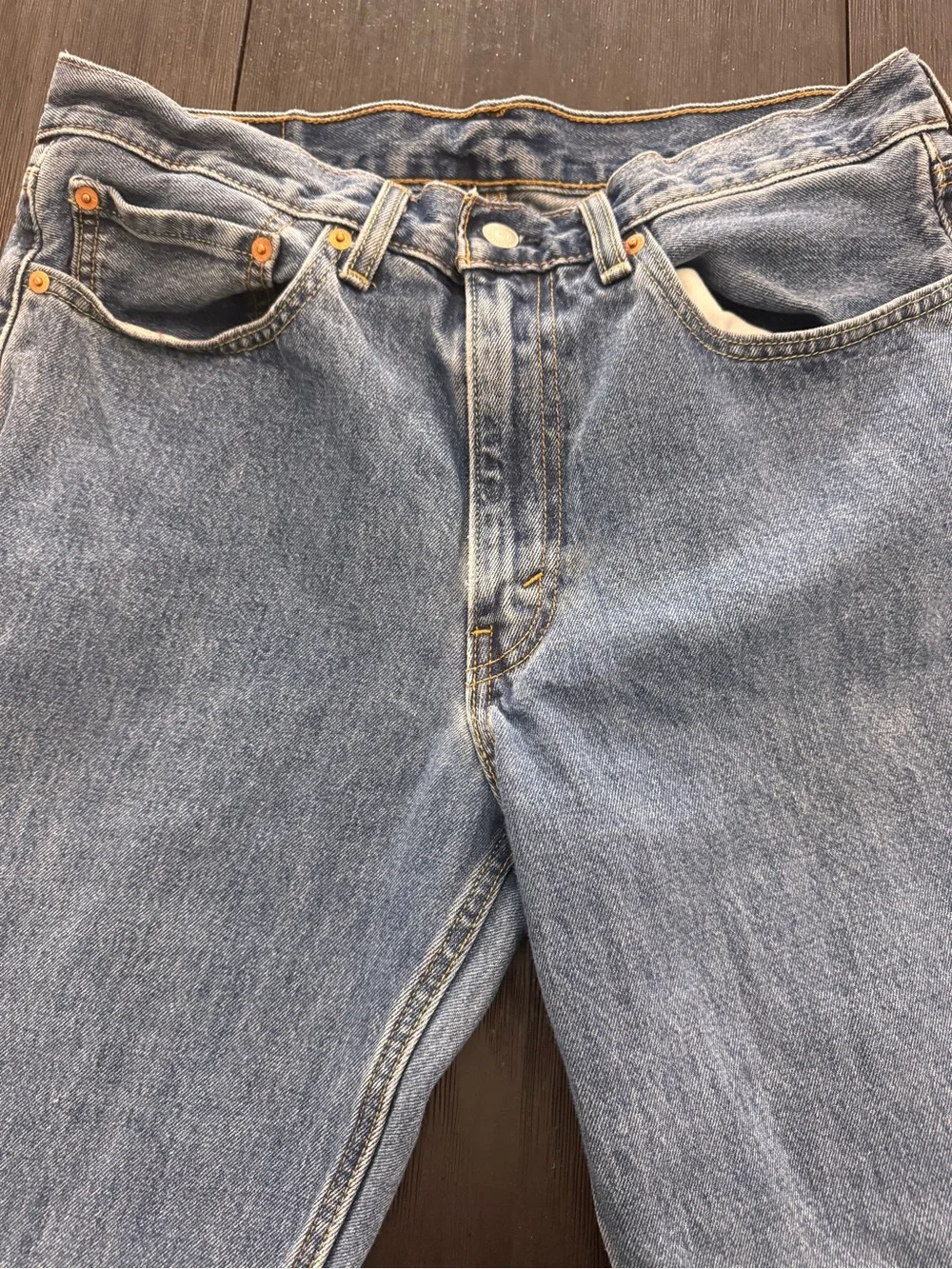 Levis 550 Relaxed Fit Tapered Leg Medium Wash Blue Denim Jeans Mens 34x32